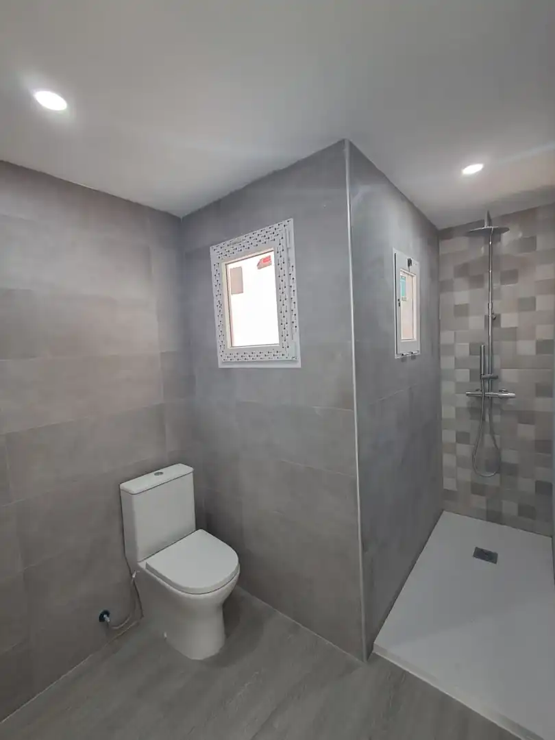Bathroom of Flat for sale in Alcoy / Alcoi