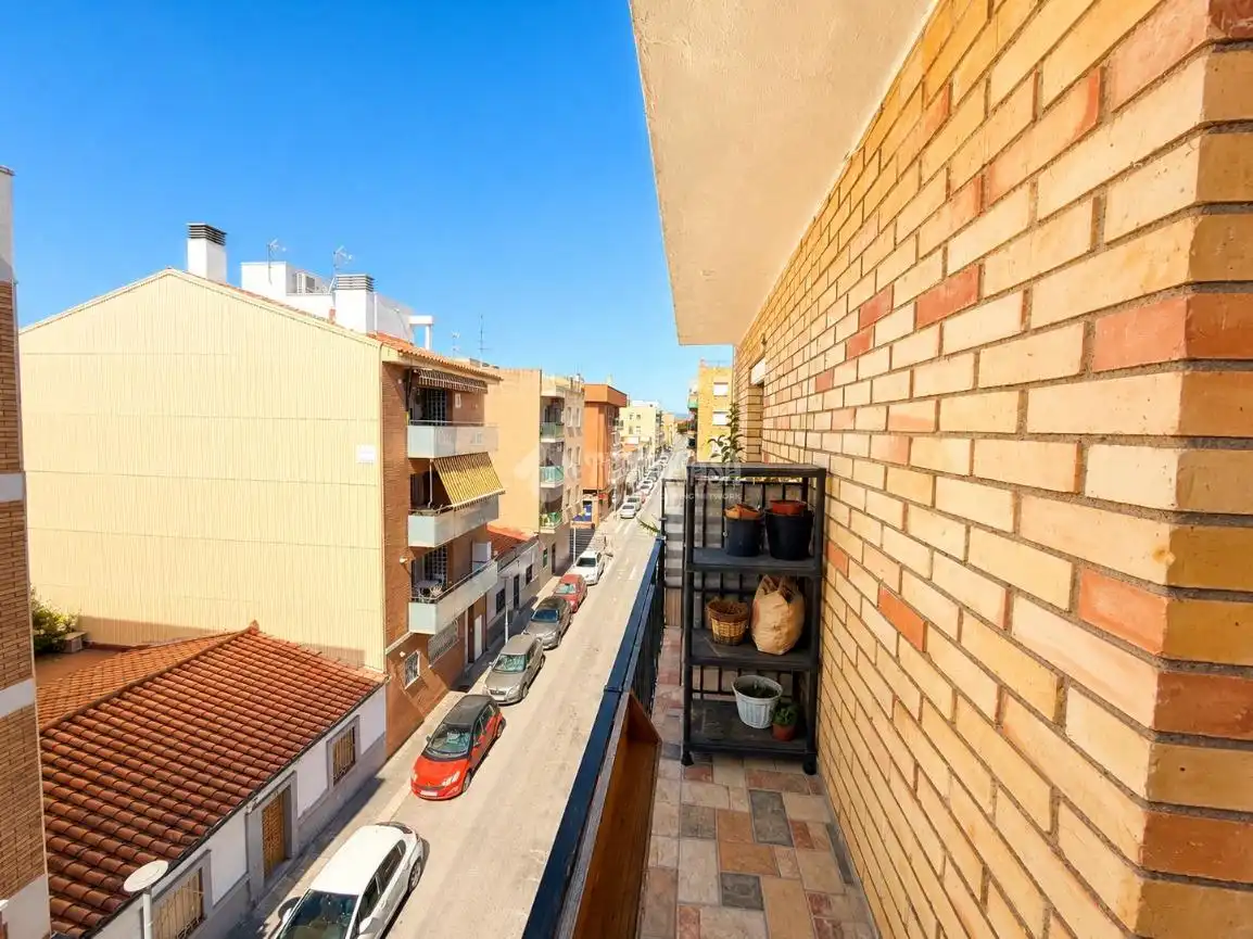 Vista exterior de Piso en venta en Tarragona con Aire acondicionado