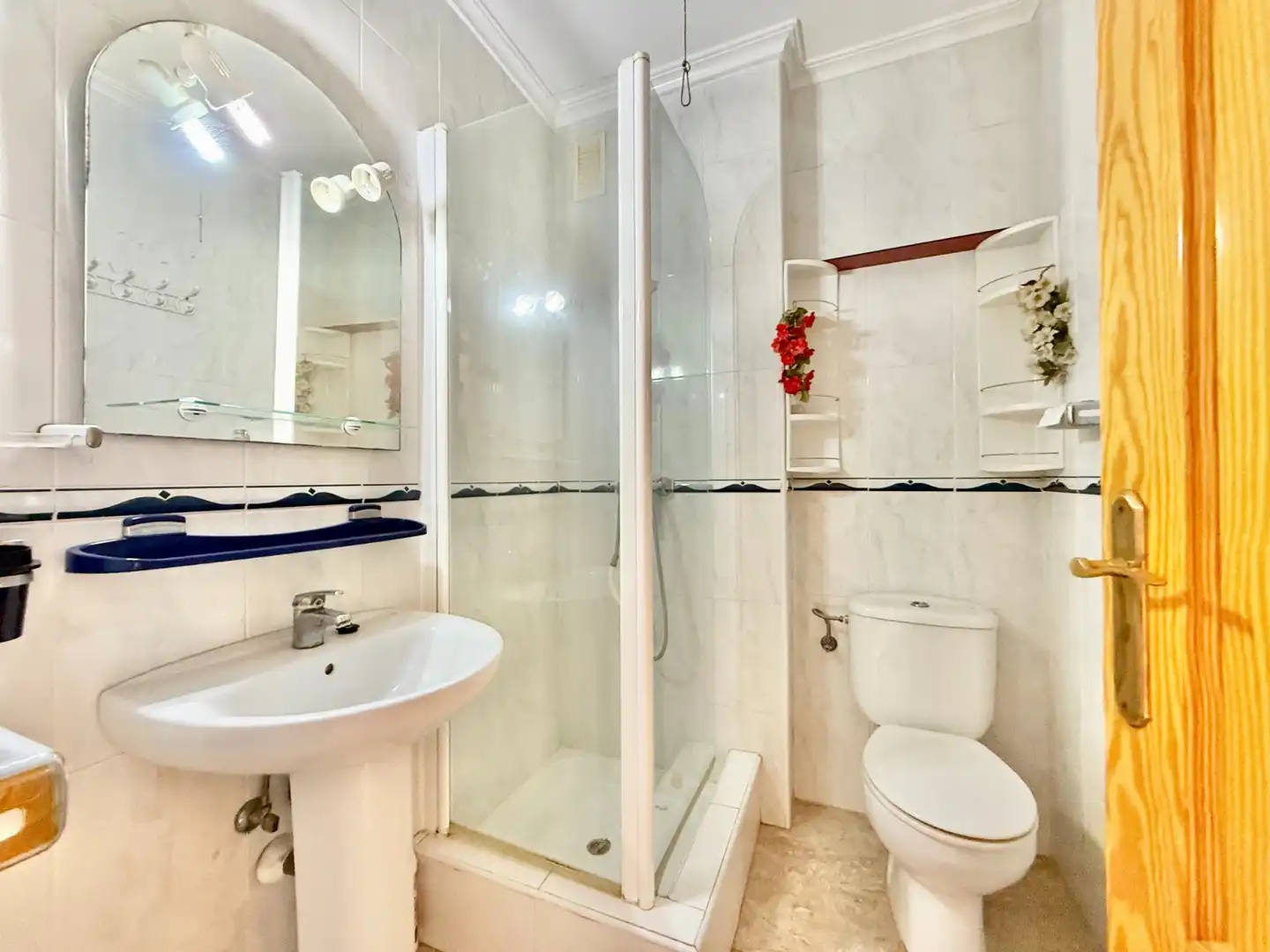 Bany de Casa o xalet en venda en Los Alcázares amb Aire condicionat, Terrassa i Traster