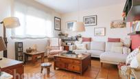 Living room of House or chalet for sale in Aranjuez  with Air Conditioner, Private garden and Swimming Pool