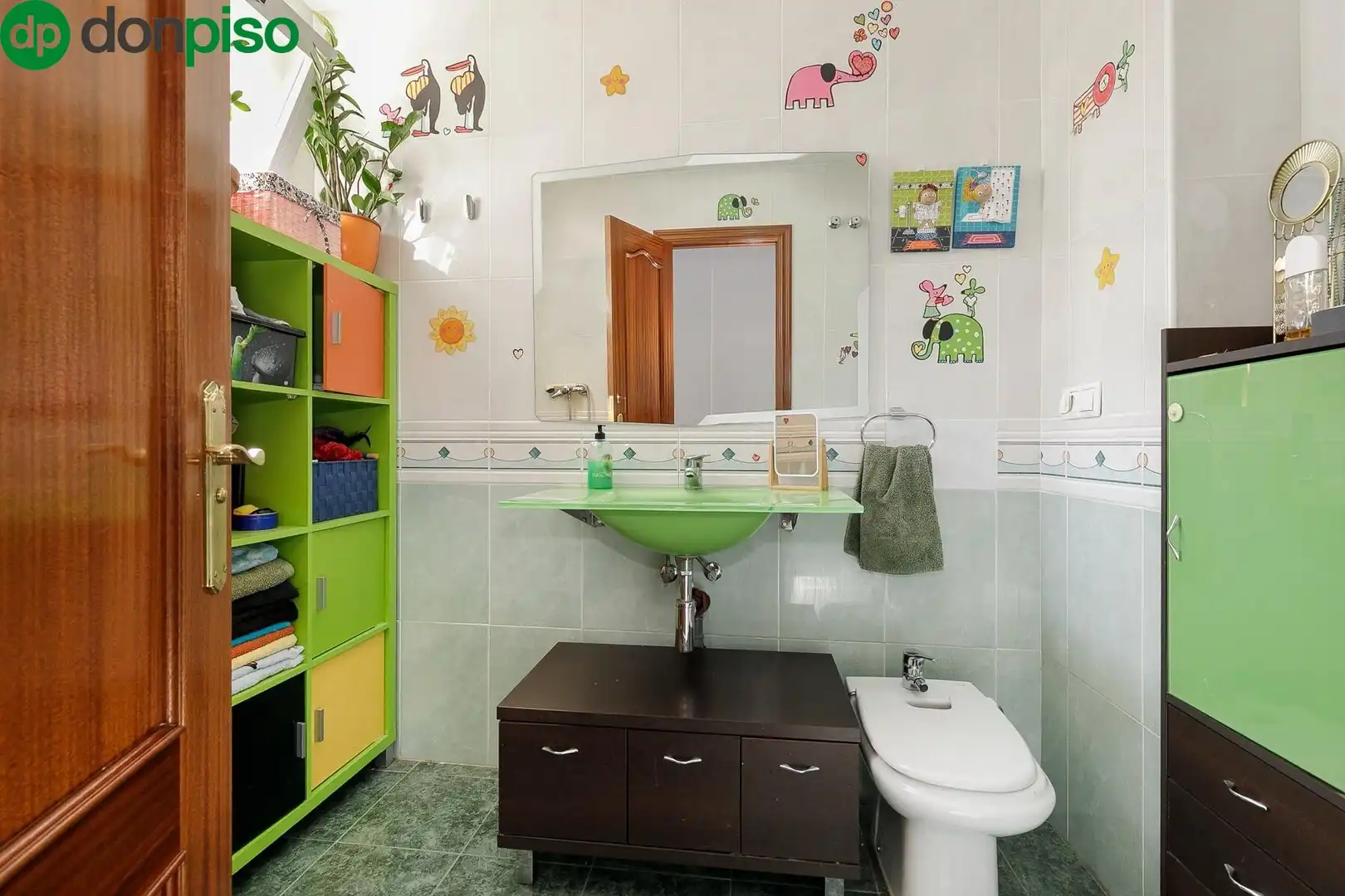 Baño de Ático en venta en Armilla con Aire acondicionado, Terraza y Trastero