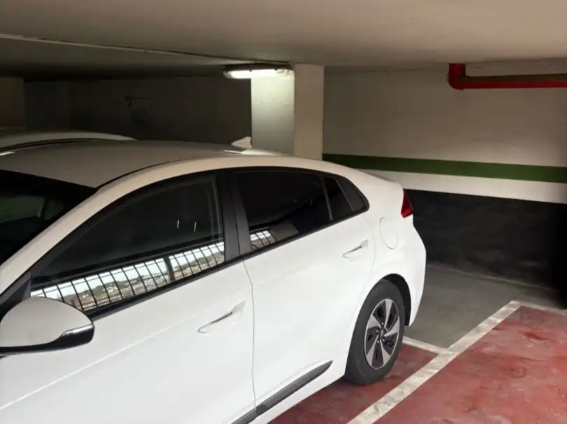 Parking de Garaje en venta en Bilbao  con Alarma