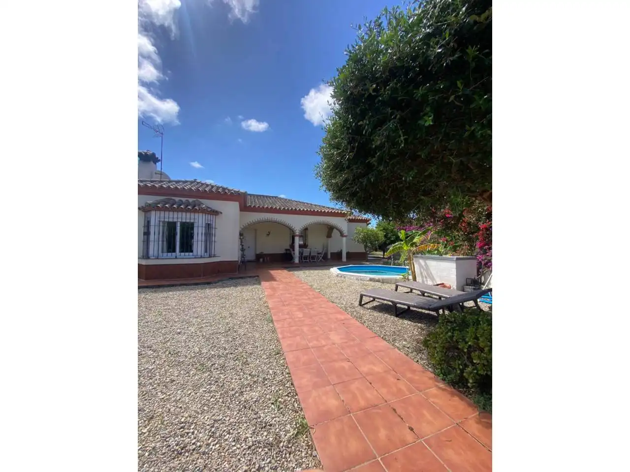 Villa mit Pool zum Verkauf in Los Gallos, imagen 2