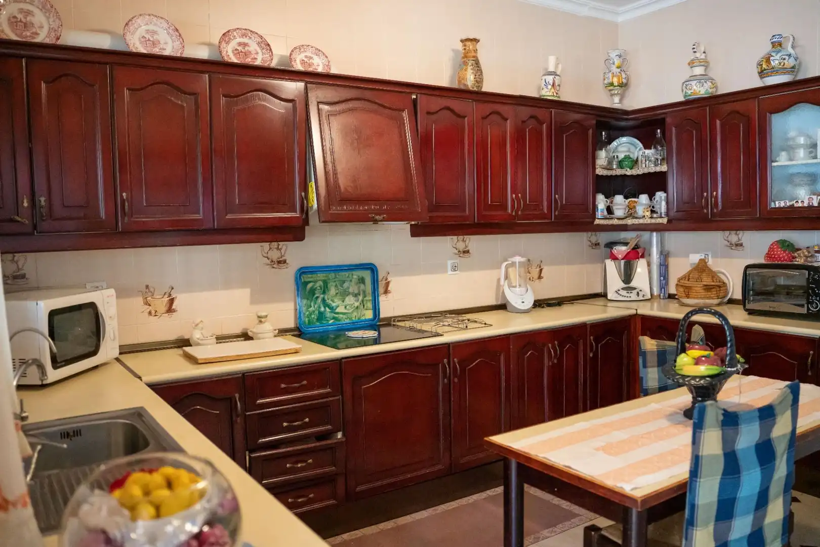 Kitchen of Houses for sale in Gines  with Air Conditioner, Heating and Private garden
