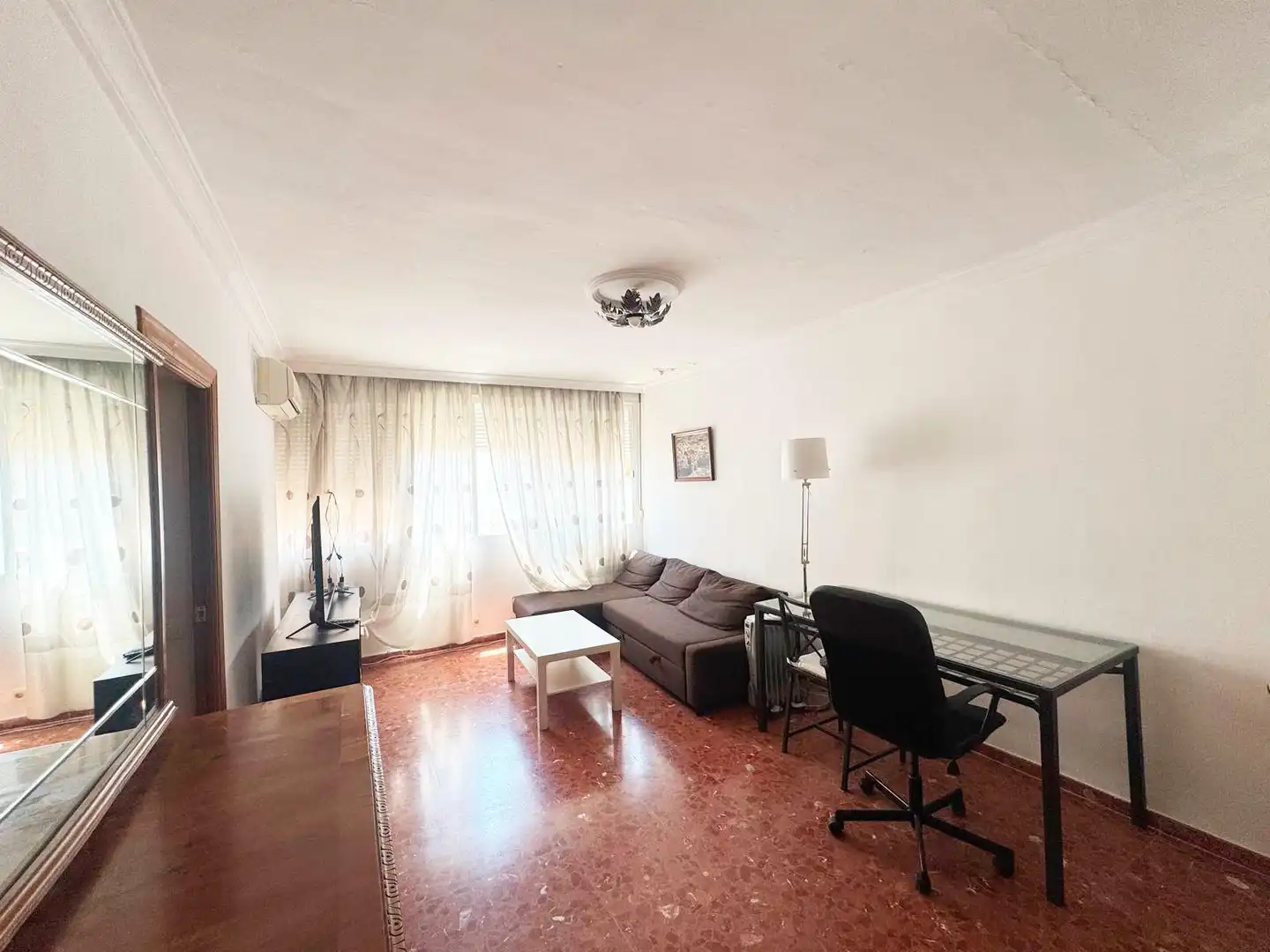 Sala d'estar de Pis en venda en Sevilla amb Aire condicionat i Calefacció