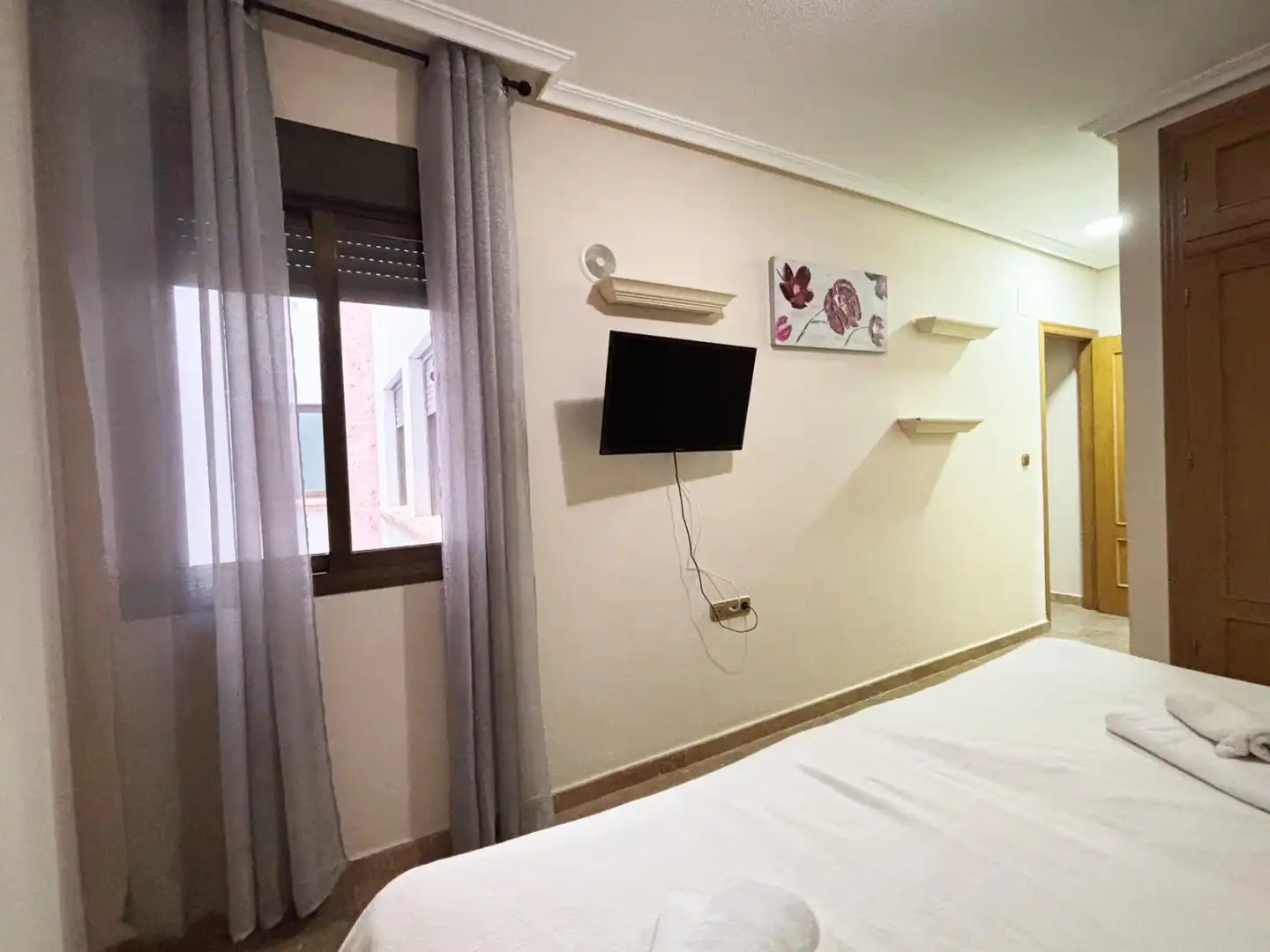 Habitación de Piso en venta en Torrevieja con Aire acondicionado, Terraza y Amueblado