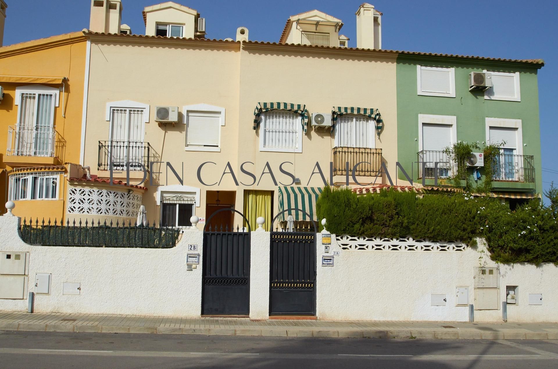 Exterior view of Single-family semi-detached for sale in Mutxamel  with Air Conditioner, Heating and Private garden