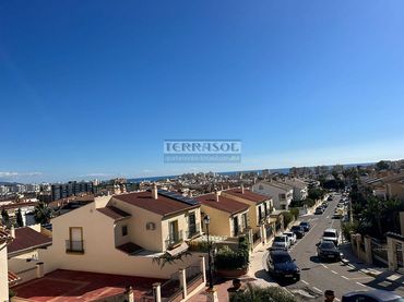 Villa mit Pool zum Verkauf in Torre del Mar