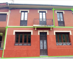 Vista exterior de Casa adosada en venda en Mieres (Asturias) amb Jardí privat, Terrassa i Traster