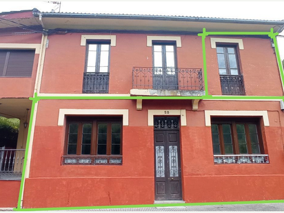 Vista exterior de Casa adosada en venda en Mieres (Asturias) amb Terrassa, Piscina i Balcó