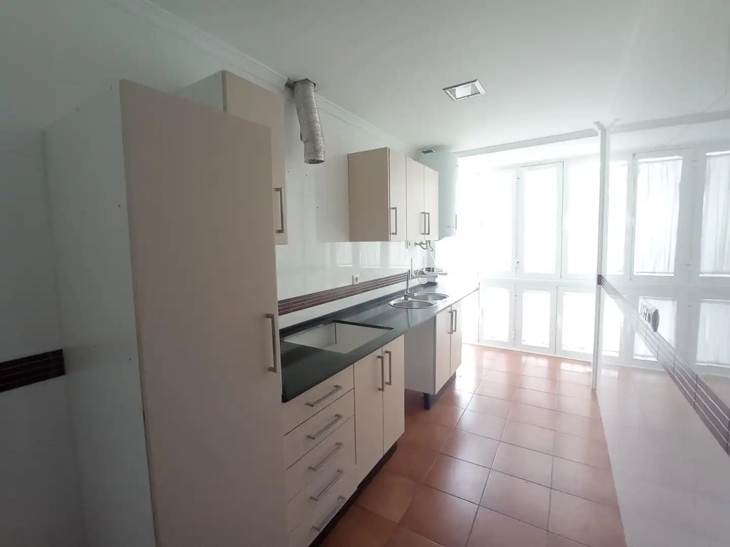 Piso con terraza en venta en Núcleo urbano, imagen 3