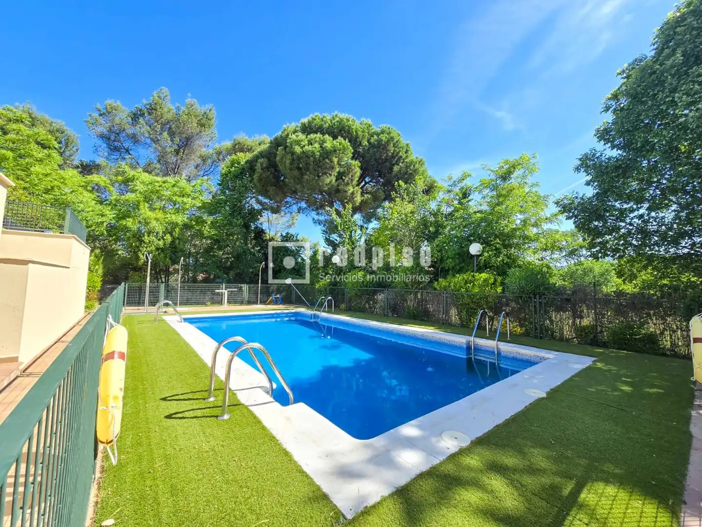 Piscina de Casa o xalet en venda en Collado Villalba amb Calefacció, Terrassa i Traster
