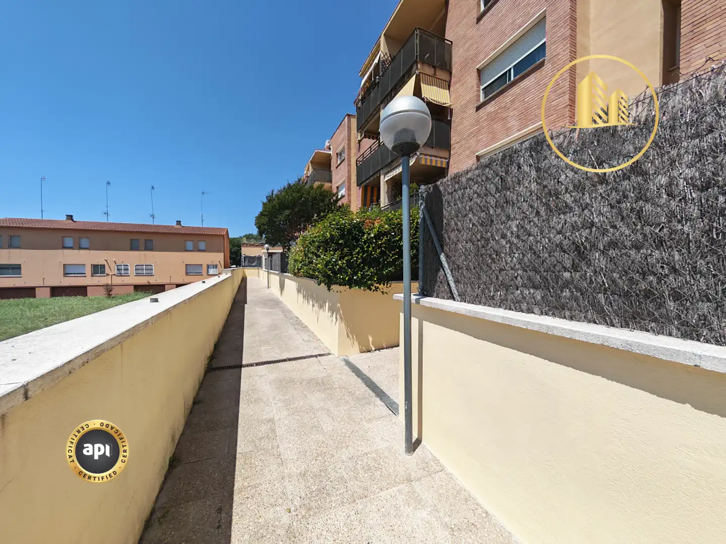 Vista exterior de Planta baja en venta en Sant Celoni con Aire acondicionado, Calefacción y Terraza