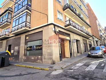 Locale commerciale in vendita a San Antonio