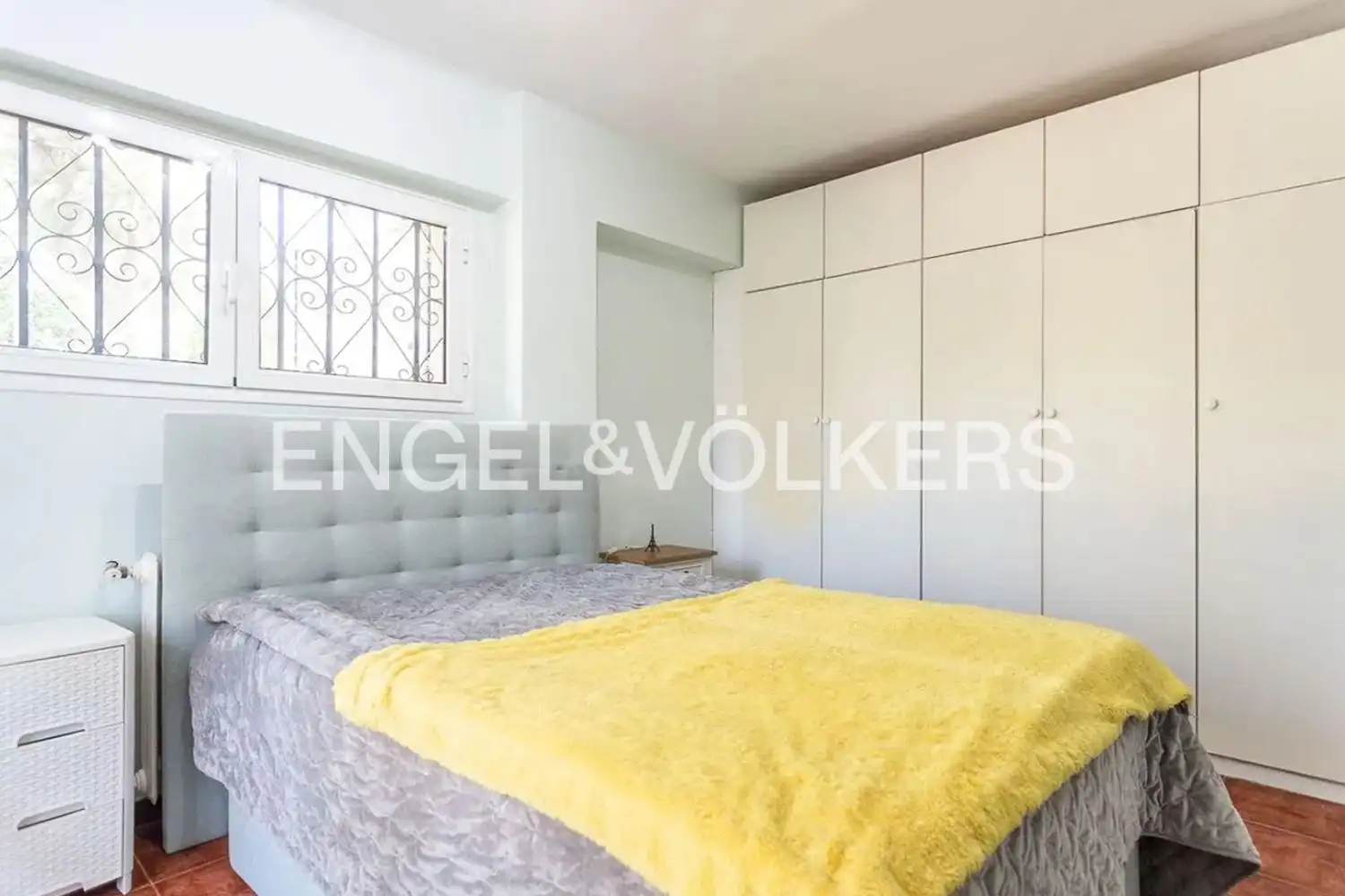 Habitación de Casa o chalet en venta en Torrent con Aire acondicionado, Calefacción y Jardín privado