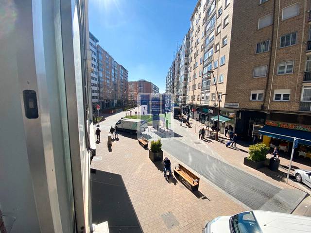 Piso en Venta en FCO.GRANDMONTAGNE en Gamonal - San Bruno - G9