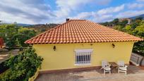 Exterior view of House or chalet for sale in La Bisbal del Penedès  with Air Conditioner, Terrace and Storage room