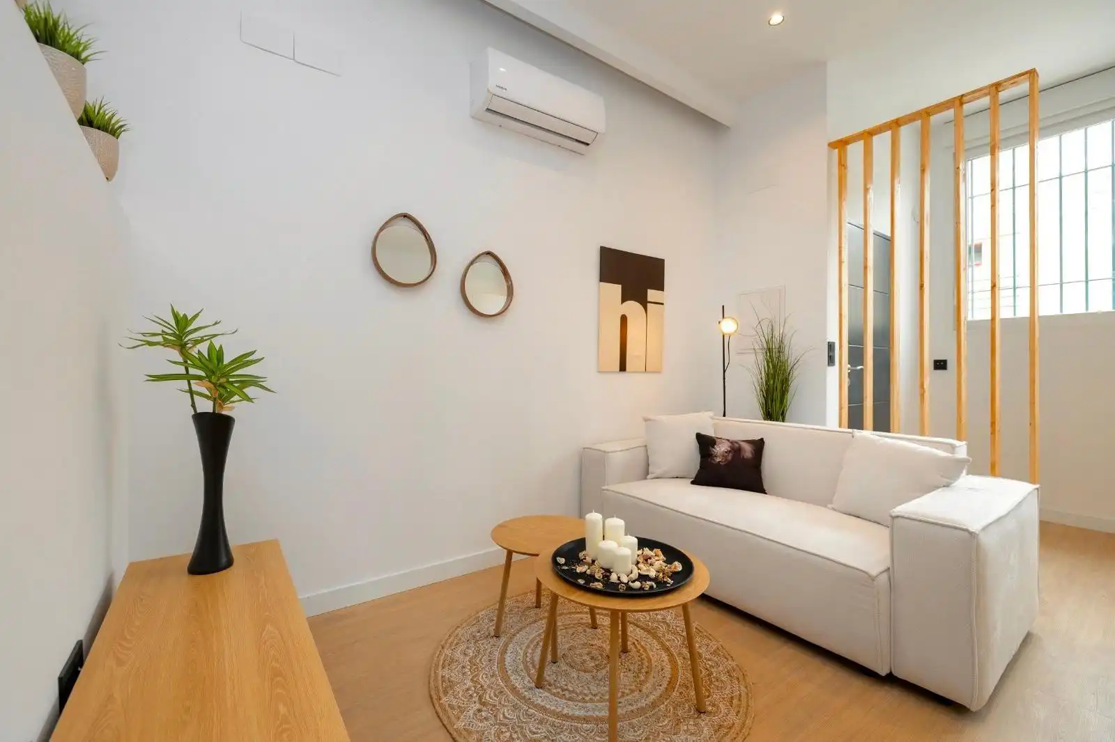 Sala d'estar de Apartament en venda en Granada amb Aire condicionat, Calefacció i Moblat