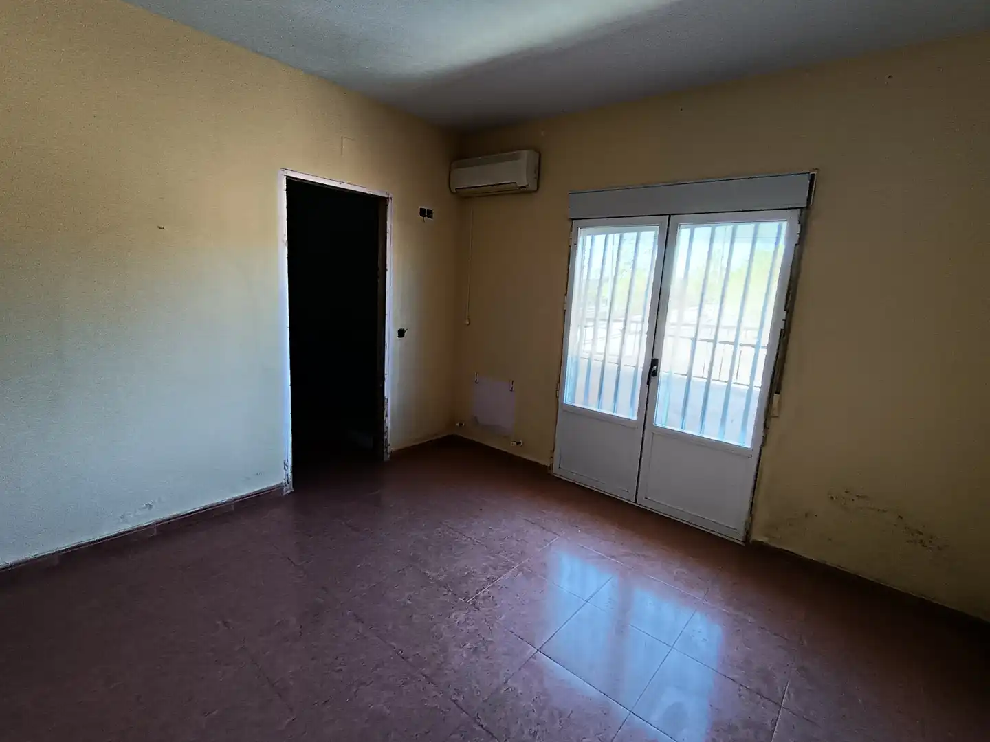 Dormitori de Casa o xalet en venda en Daimiel amb Traster, Piscina i Balcó