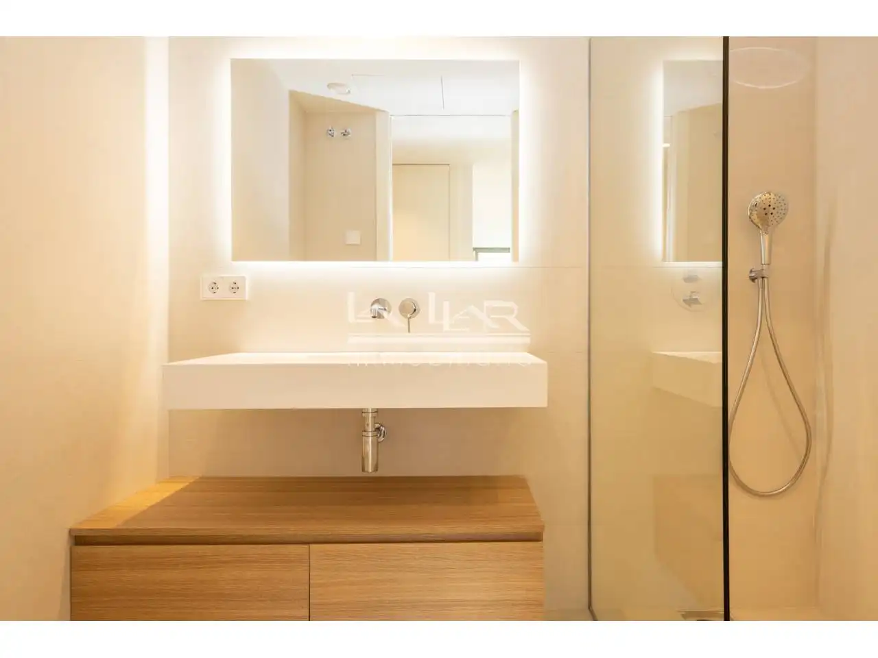 Baño de Piso de alquiler en Vic con Calefacción, Terraza y Trastero