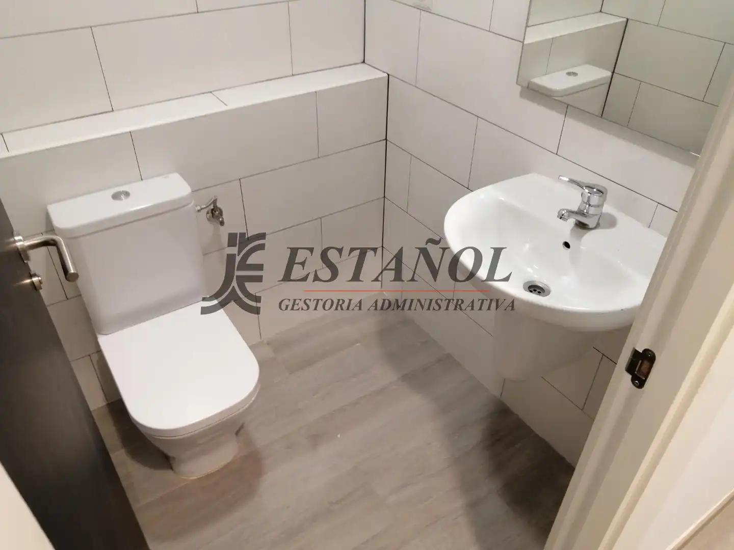 Business premises for sale in La Seu d'Urgell, imagen 13