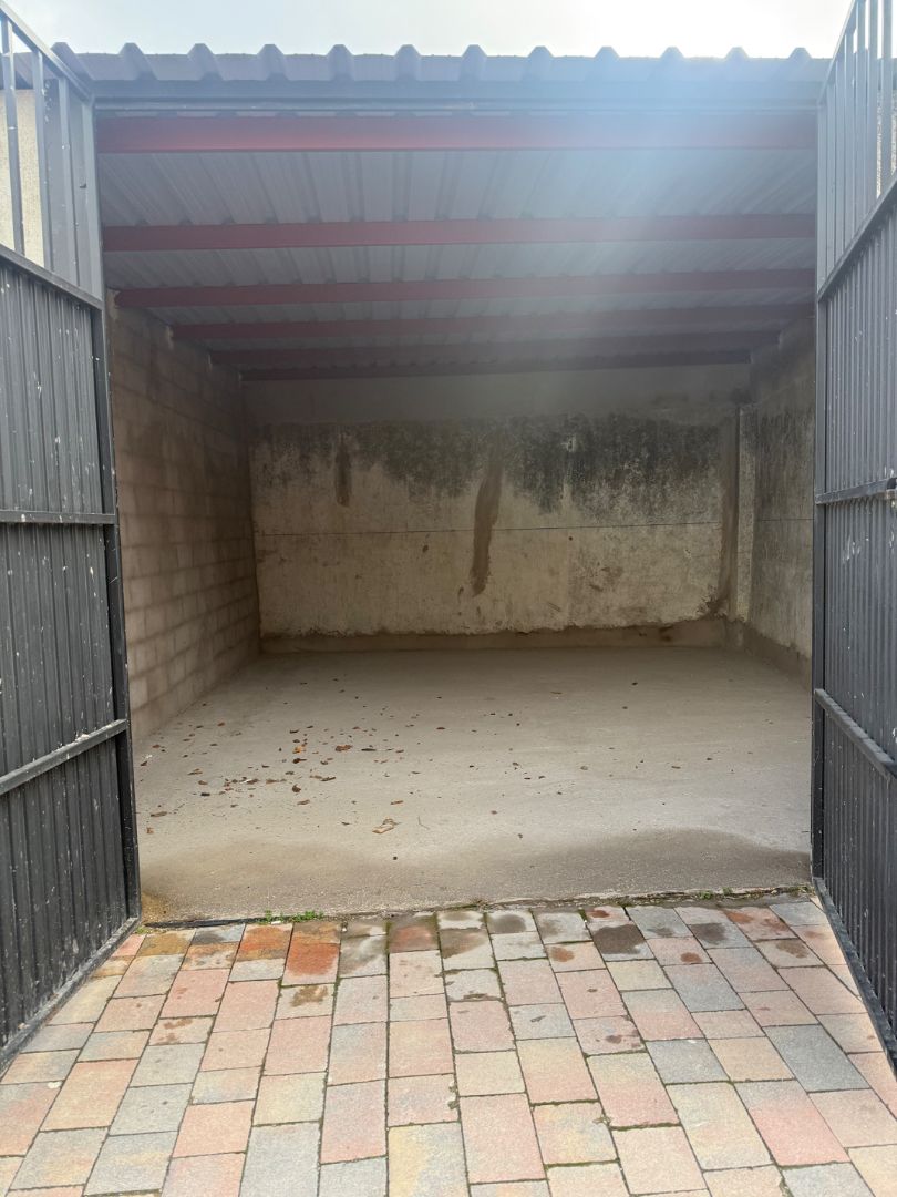 Garage to rent in Cedillo del Condado