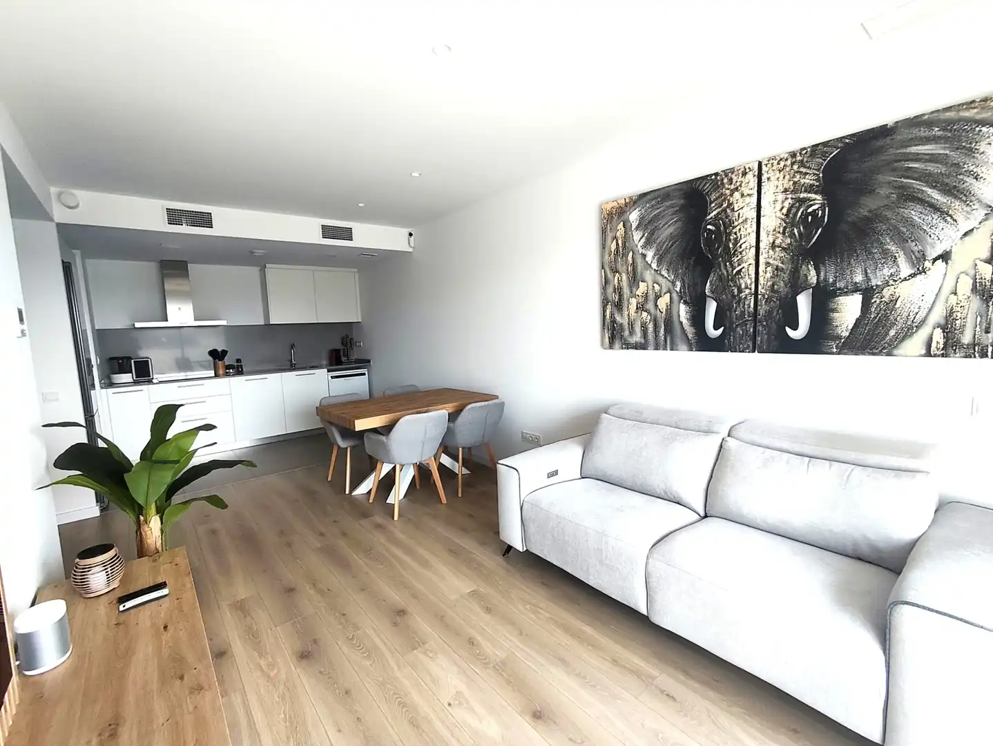 Wohnzimmer von Wohnung zum Verkauf in Abrera mit Klimaanlage, Heizung und Parkett
