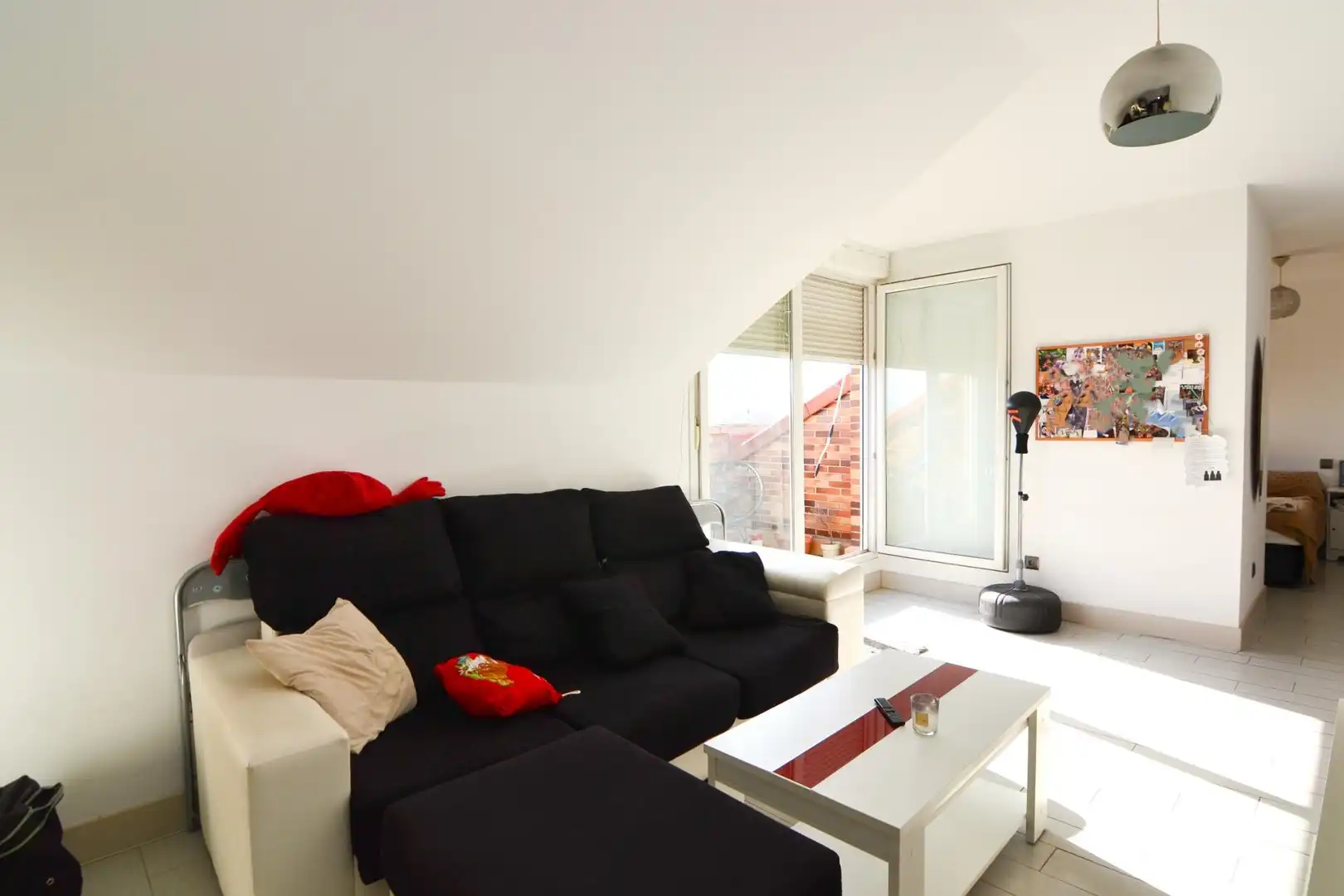 Sala d'estar de Àtic de lloguer en Brunete amb Terrassa i Balcó