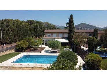 Maison avec piscine à vendre à Calle Mateu Turu