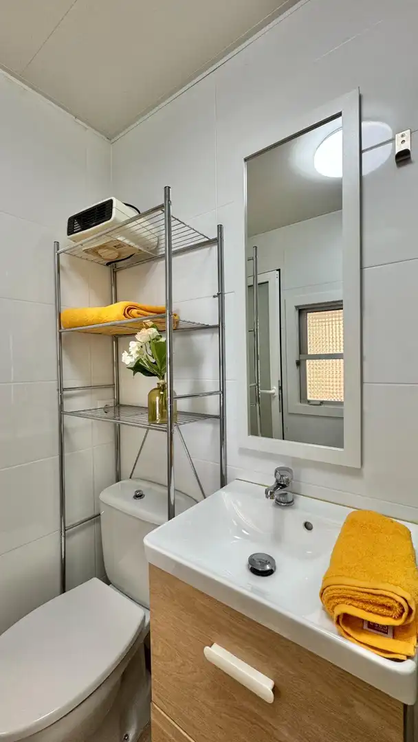 Baño de Piso en venta en Vigo  con Calefacción