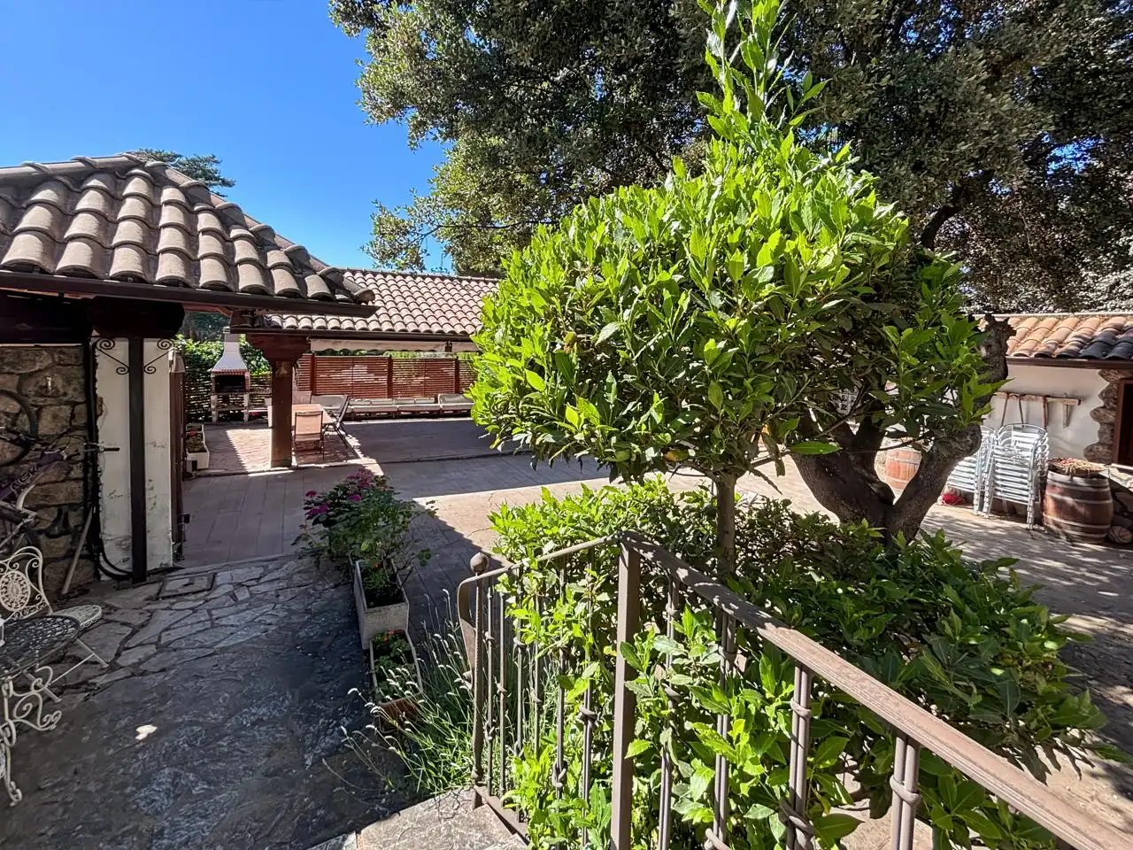 Terrassa de Casa o xalet en venda en El Escorial amb Calefacció, Jardí privat i Terrassa