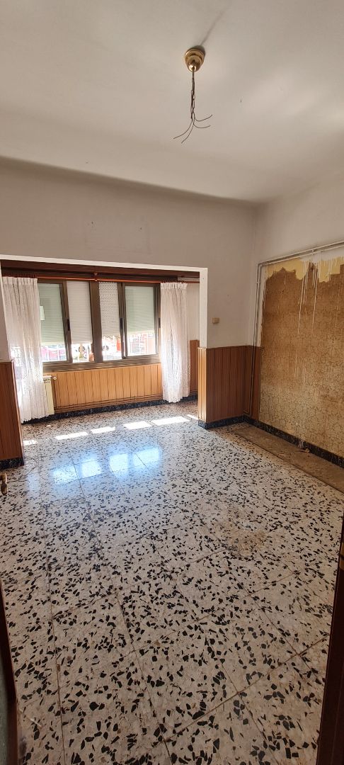 Sala de estar de Planta baja en venta en El Masnou con Calefacción