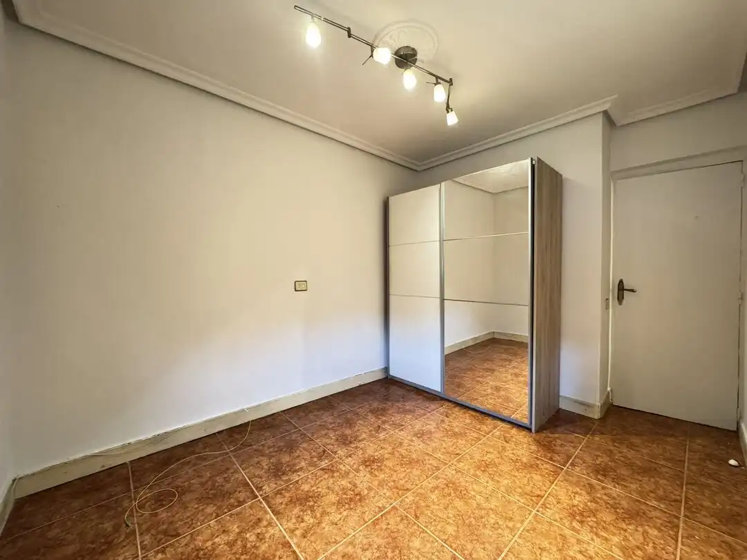Habitación de Piso en venta en Zumarraga con Calefacción y Trastero