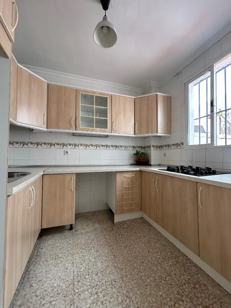 Kitchen of Attic for rent in Sevilla  with Air Conditioner, Heating and Terrace