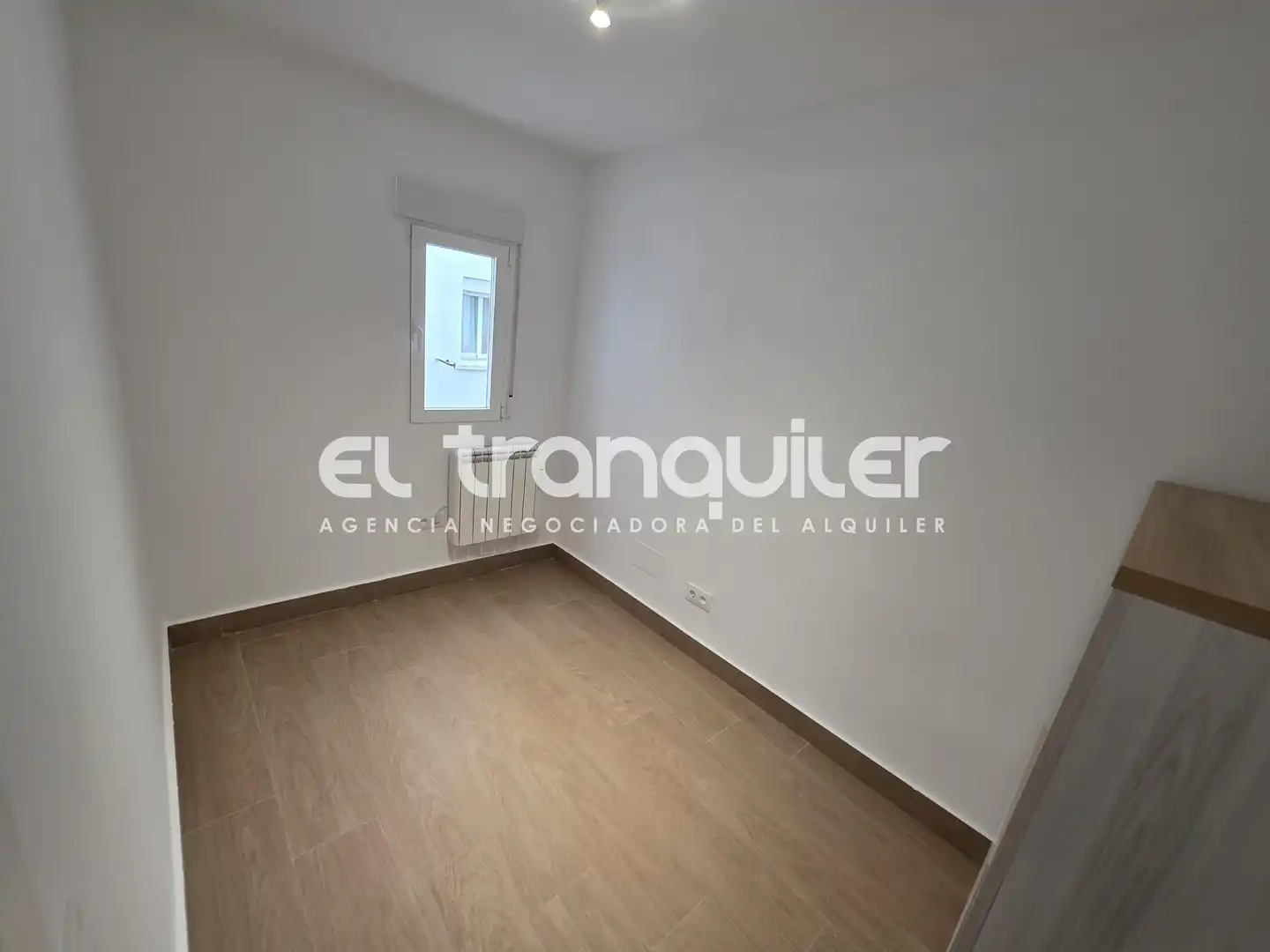 Bedroom of Flat for rent in Madrid  with Terrace and Washing machine