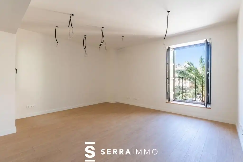 Habitación de Ático en venta en Vilanova i la Geltrú con Aire acondicionado, Terraza y Balcón