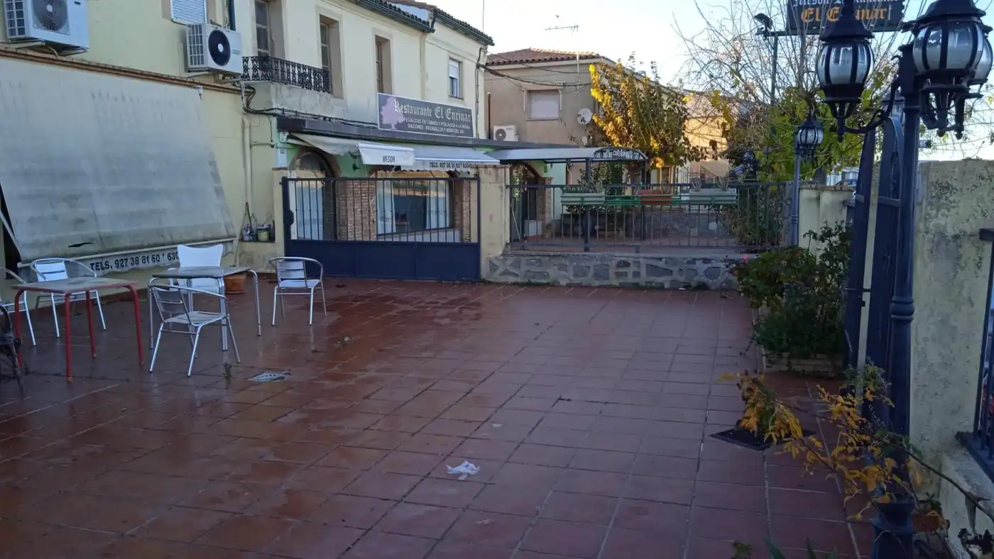 Geschaftsraum zur Miete in Torre de Santa María