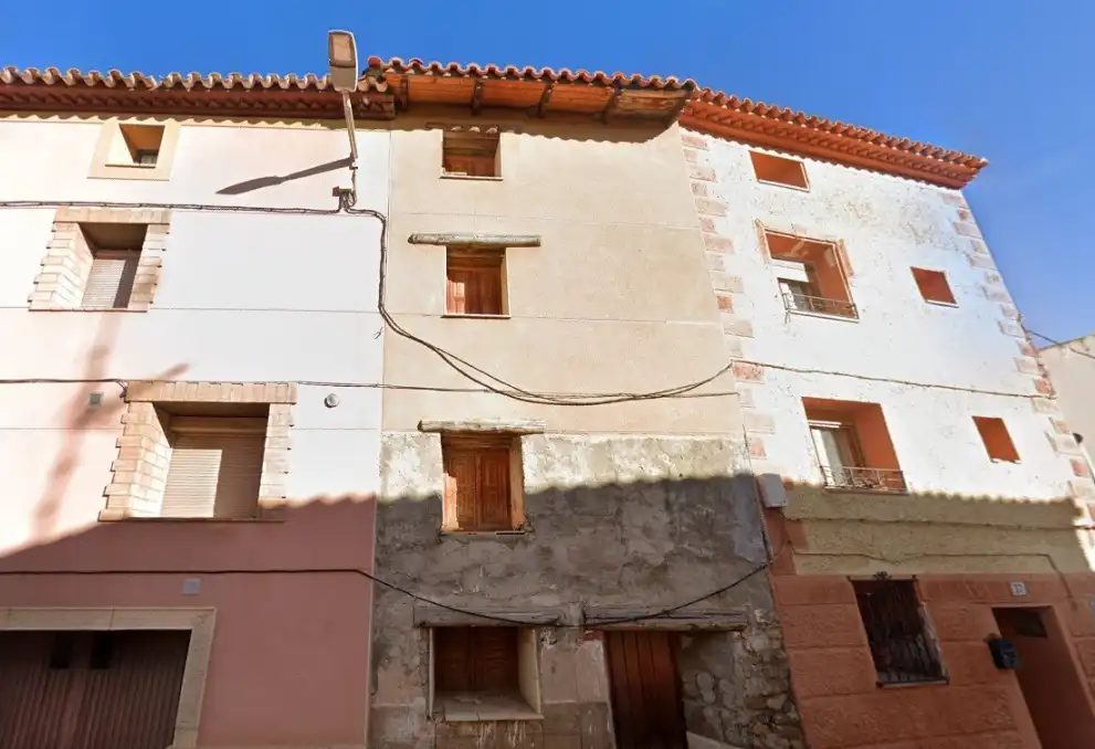 Casa en venda a Calle Esparras