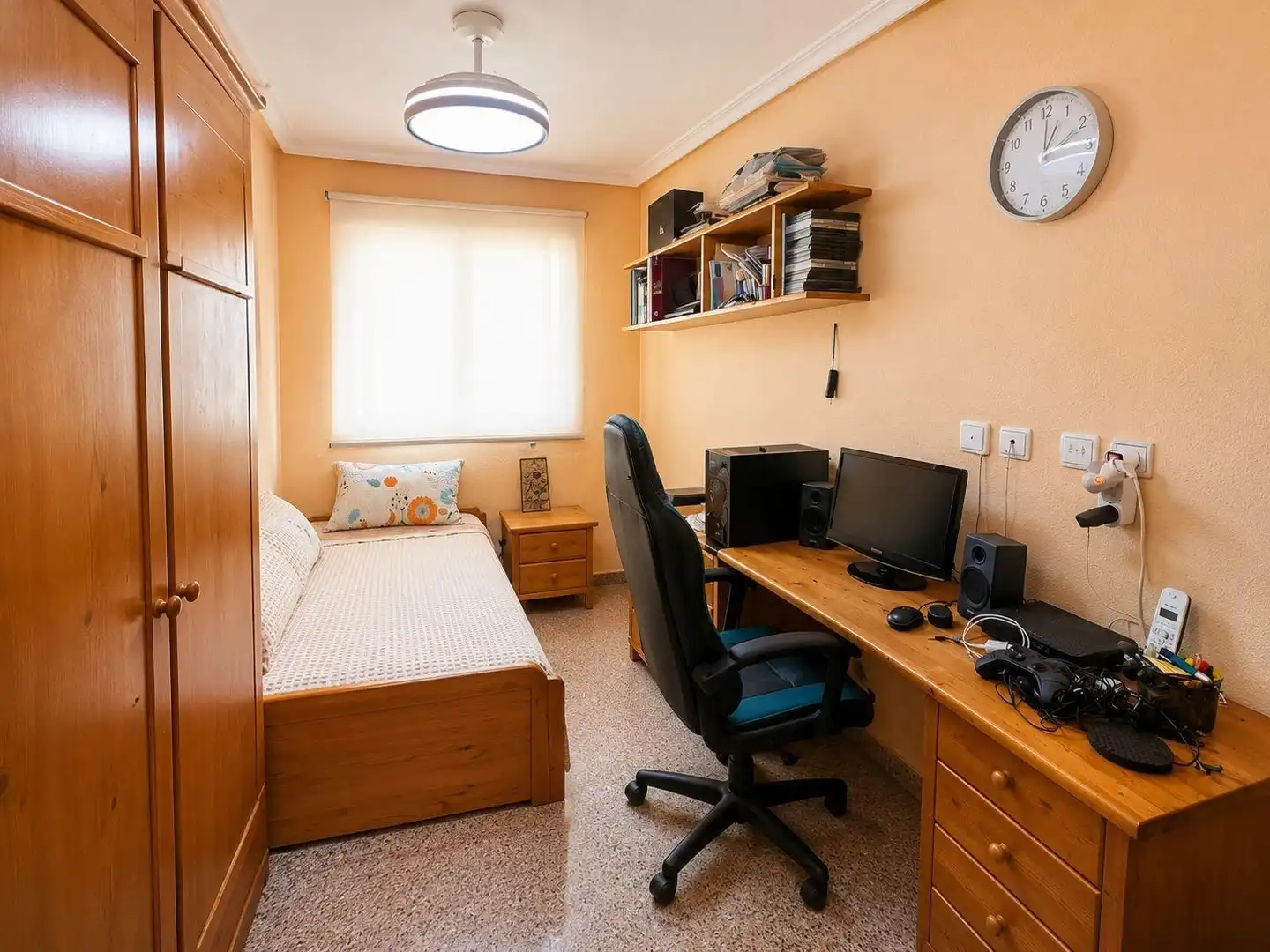 Habitación de Ático en venta en Alicante / Alacant con Aire acondicionado, Calefacción y Terraza