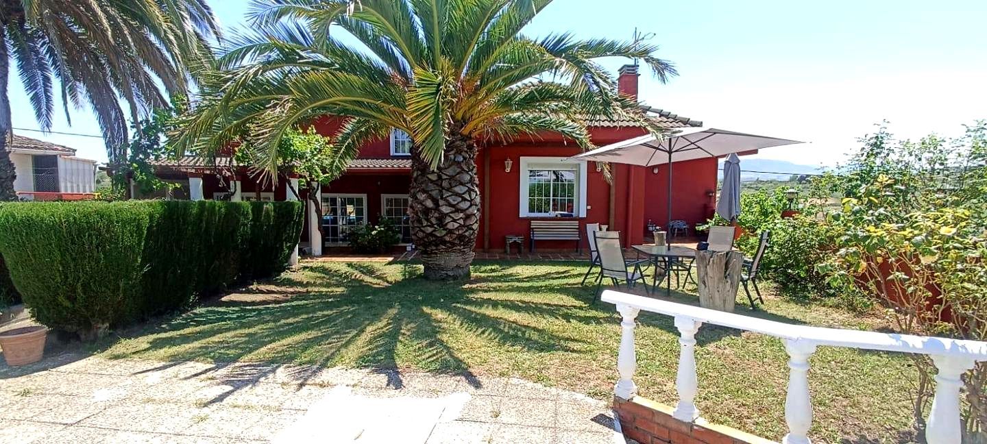 Jardí de Casa o xalet en venda en Villamediana de Iregua amb Aire condicionat, Calefacció i Jardí privat