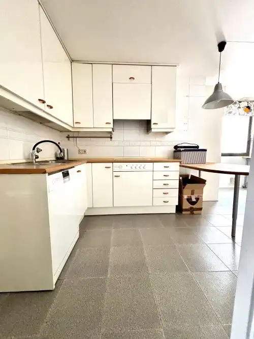 Kitchen of Flat for rent in Madrid  with Heating, Parquet flooring and Terrace