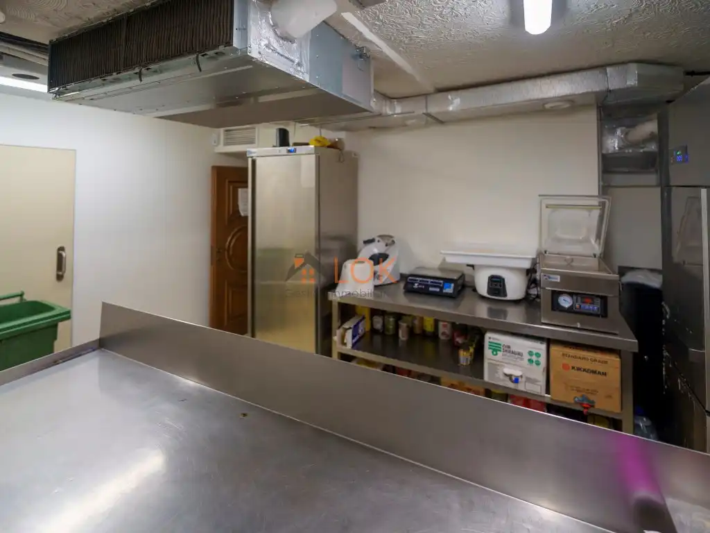 Kitchen of Commercial properties for sale in Torremolinos