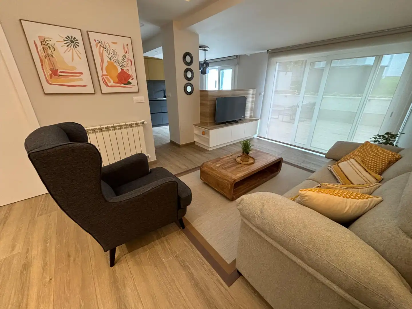 Living room of Flat for sale in Vilagarcía de Arousa  with Heating, Private garden and Storage room