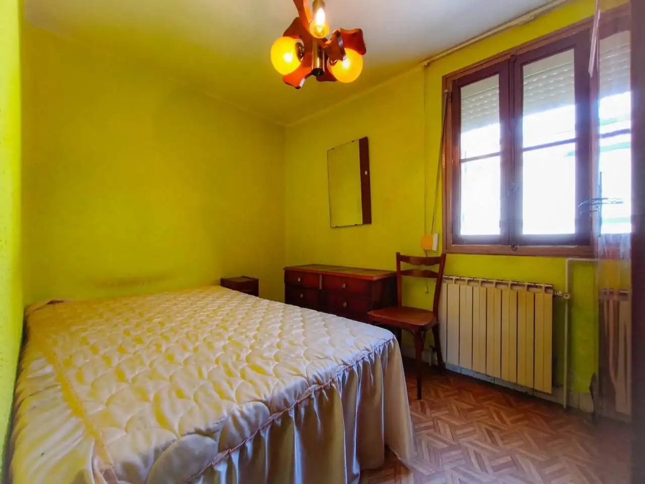 Bedroom of Houses for sale in Burgos  with Heating