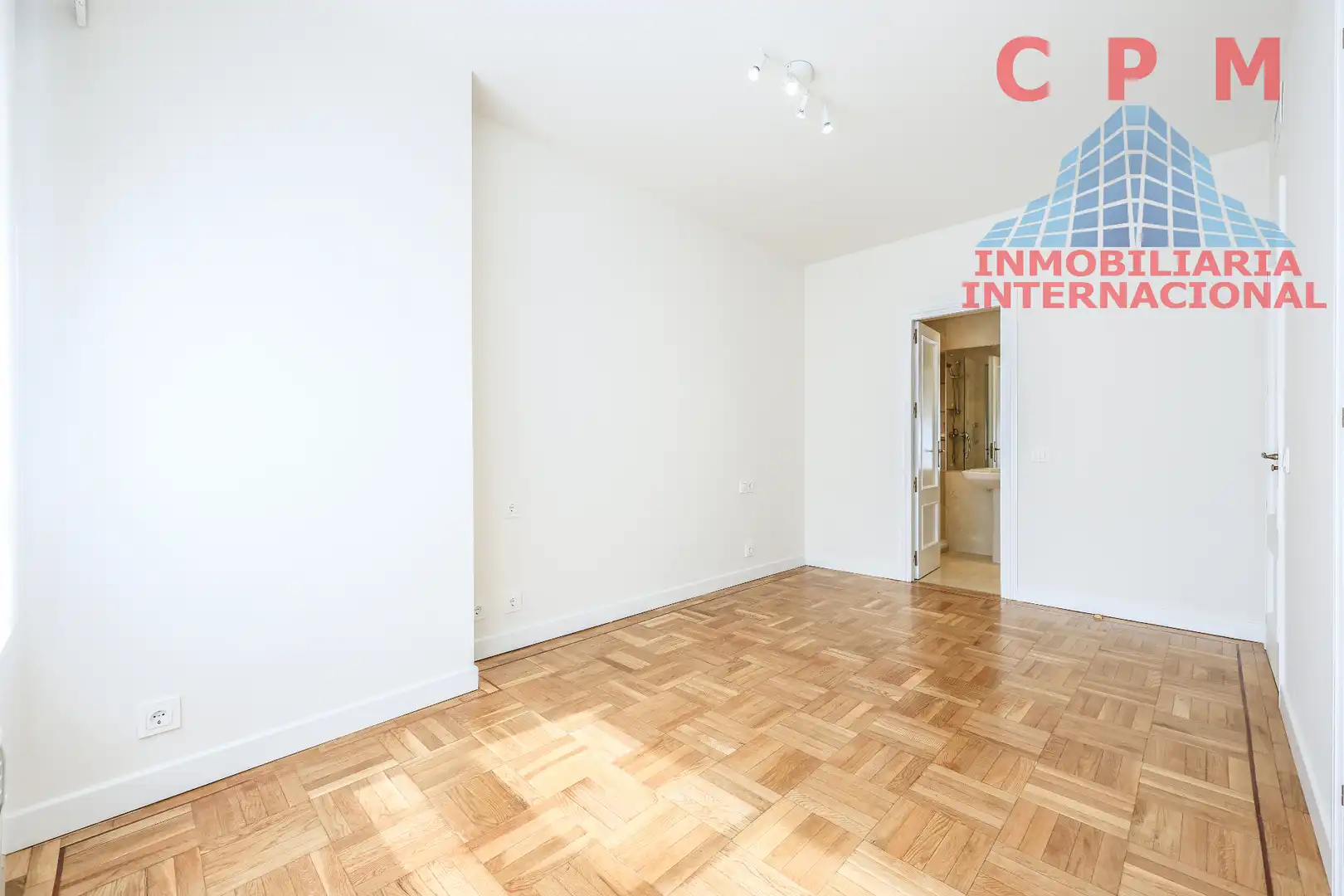 Habitación de Piso de alquiler en Madrid con Aire acondicionado, Calefacción y Parquet