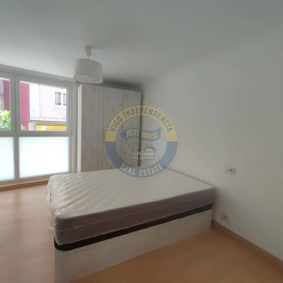 Dormitori de Apartament en venda en Vigo 