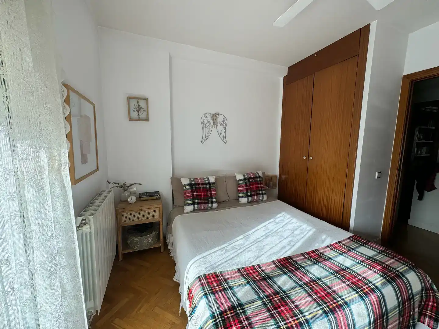 Bedroom of Flat for sale in Ensanche
