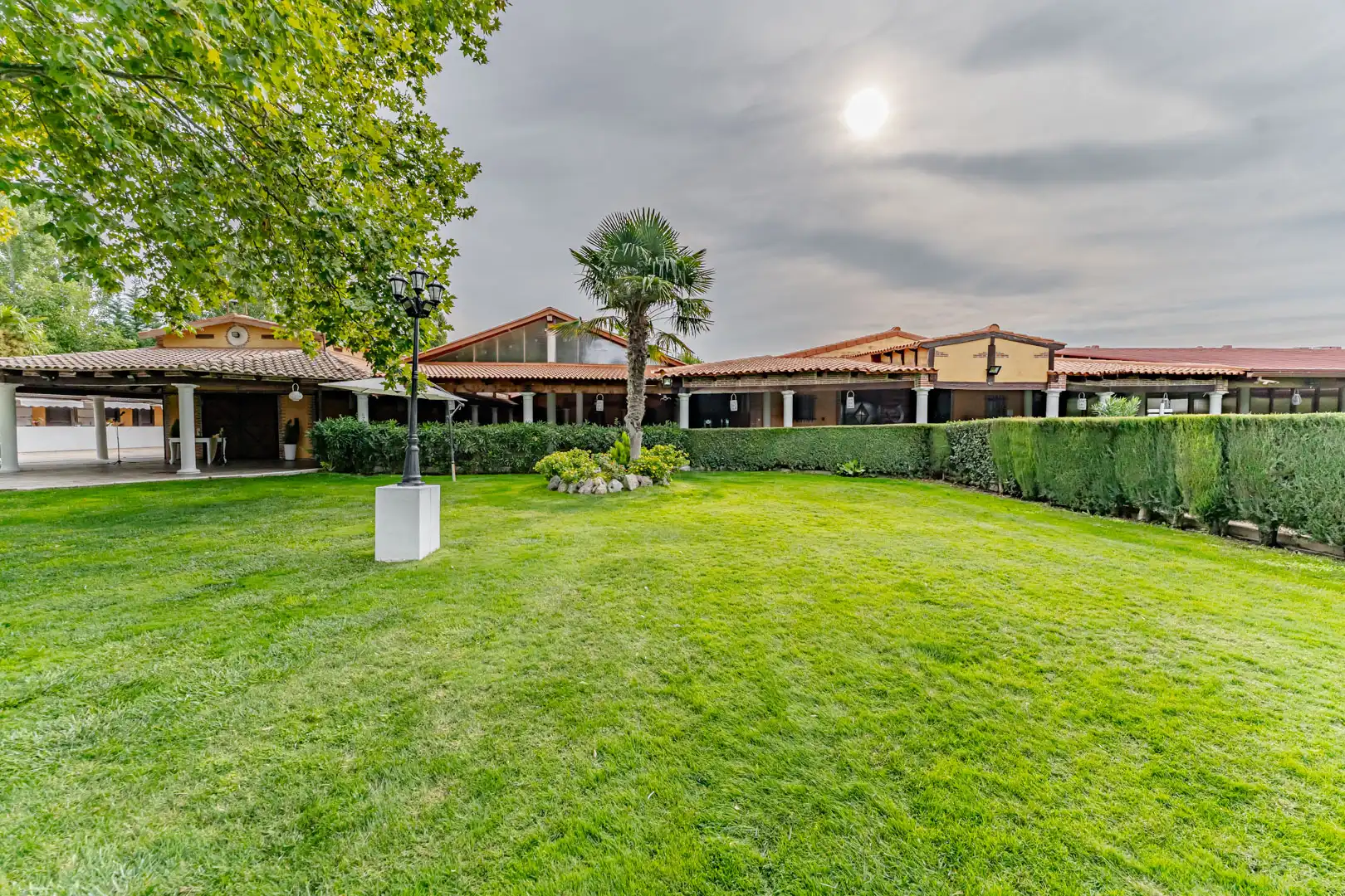 Finca rústica en venta en Laguna de Duero con Aire acondicionado, Calefacción y Jardín privado