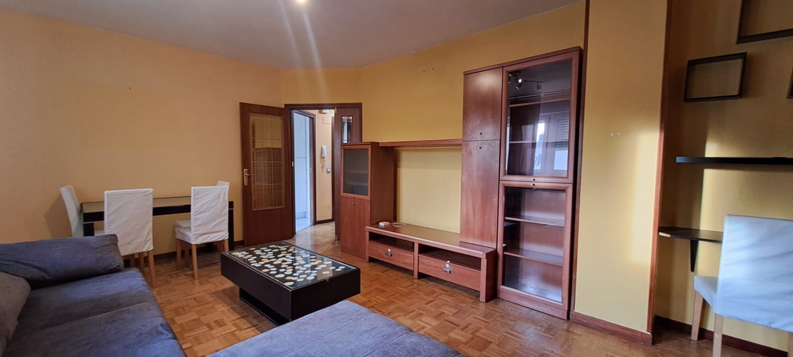 Sala d'estar de Pis en venda en Vitoria - Gasteiz amb Calefacció, Terrassa i Traster