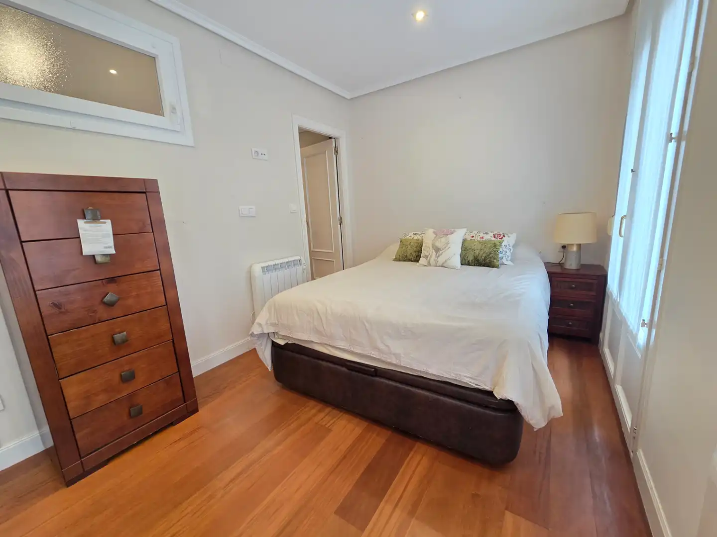 Schlafzimmer von Wohnung zum Verkauf in Bilbao  mit Klimaanlage, Heizung und Möbliert
